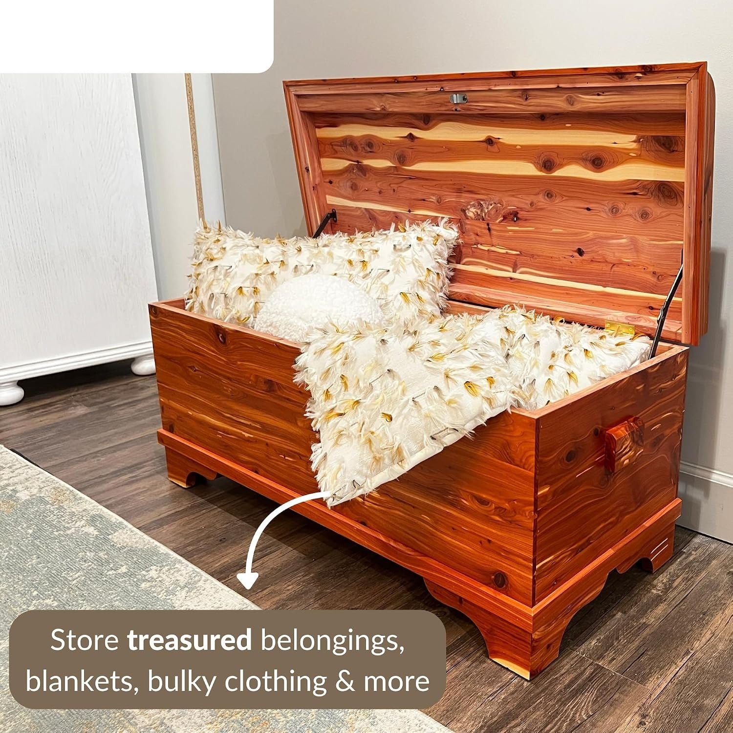 Small Red Cedar Lockable Hope Storage Chest