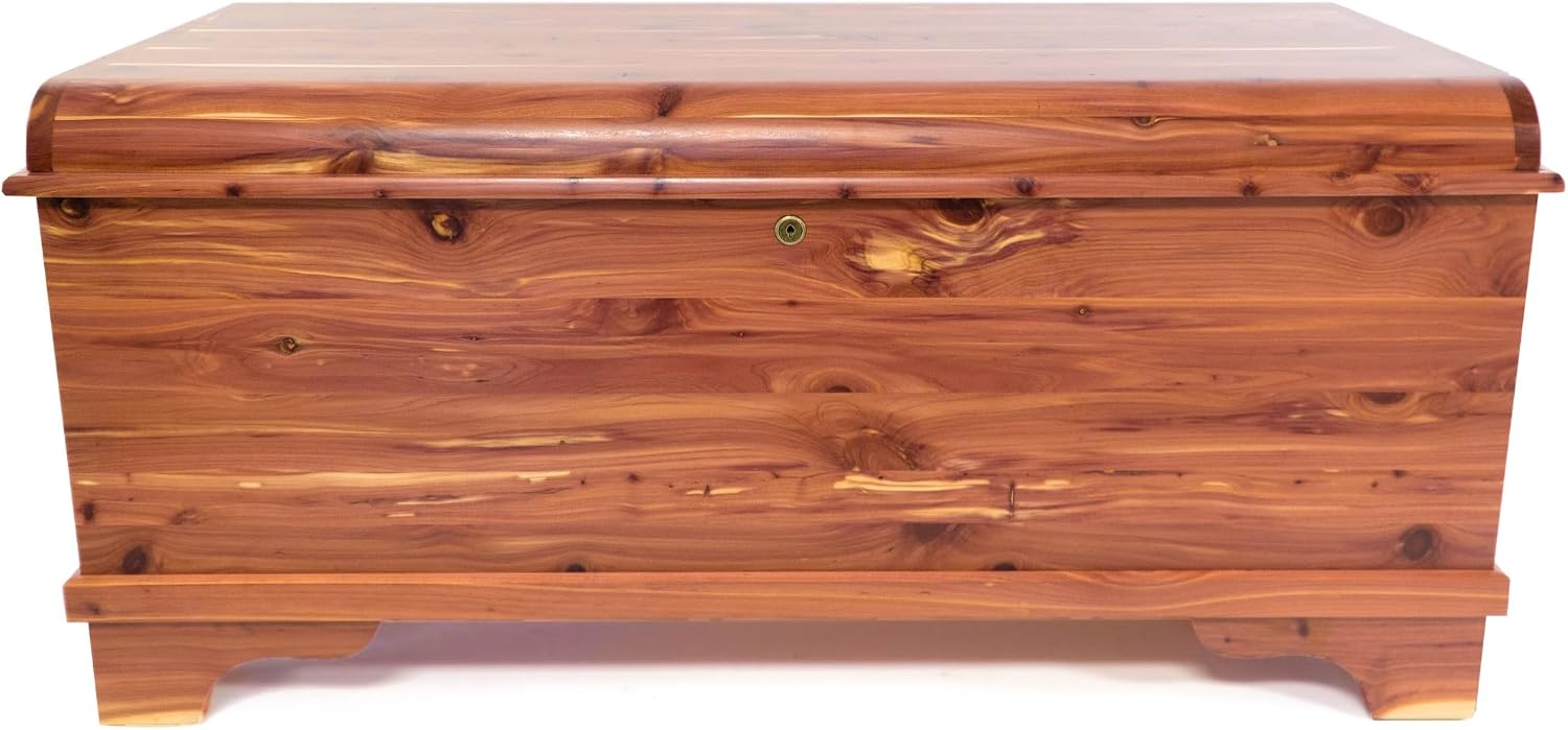 Small Red Cedar Lockable Hope Storage Chest
