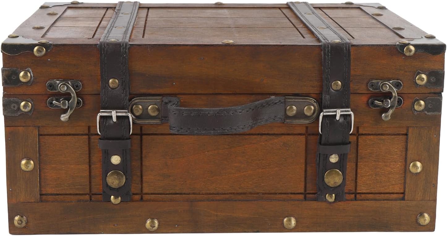 Large Vintage Lockable Wooden Pirate Treasure Chest Storage Box